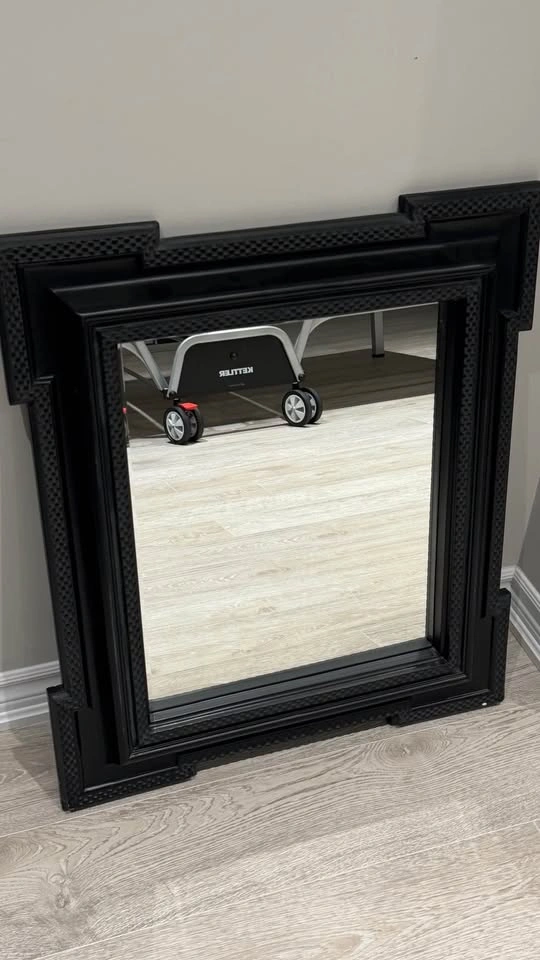 Stylish Mirror - photo 2