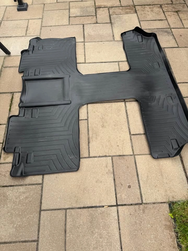 WeatherTech Rear Floor Mat for Toyota Sienna 2012-2017 - photo 3