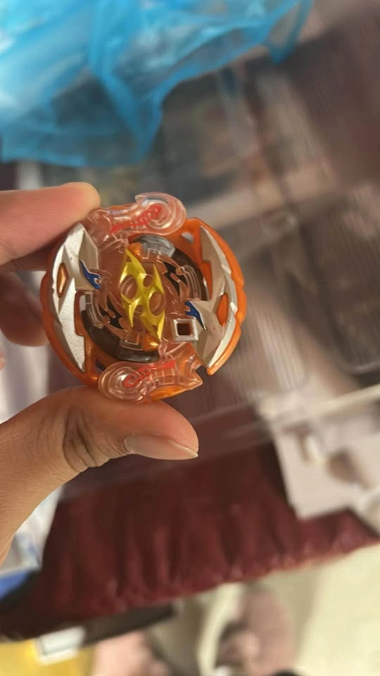 Beyblade burst lot - photo 4