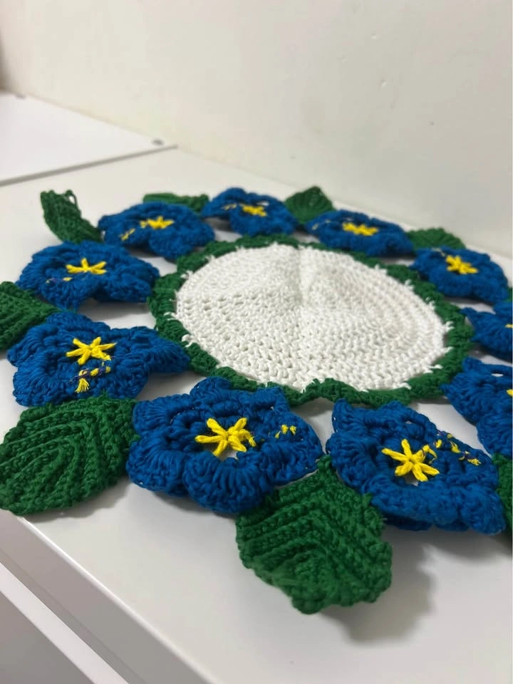 Handmade Crochet Floral Placemats – Set of 6 - photo 2