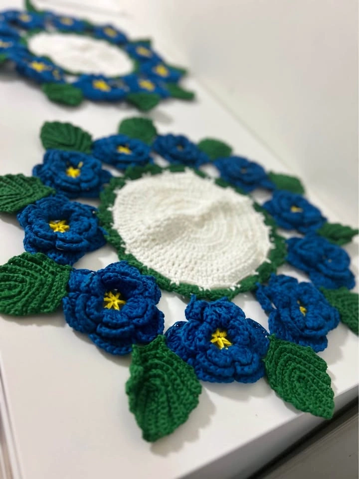 Handmade Crochet Floral Placemats – Set of 6 - photo 3