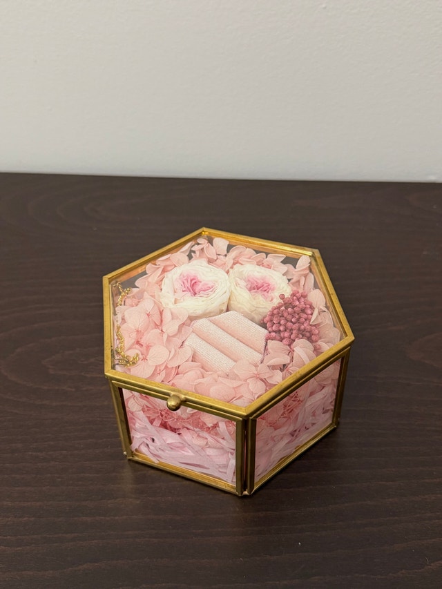 Preserved Flower Ring Holder - photo 3