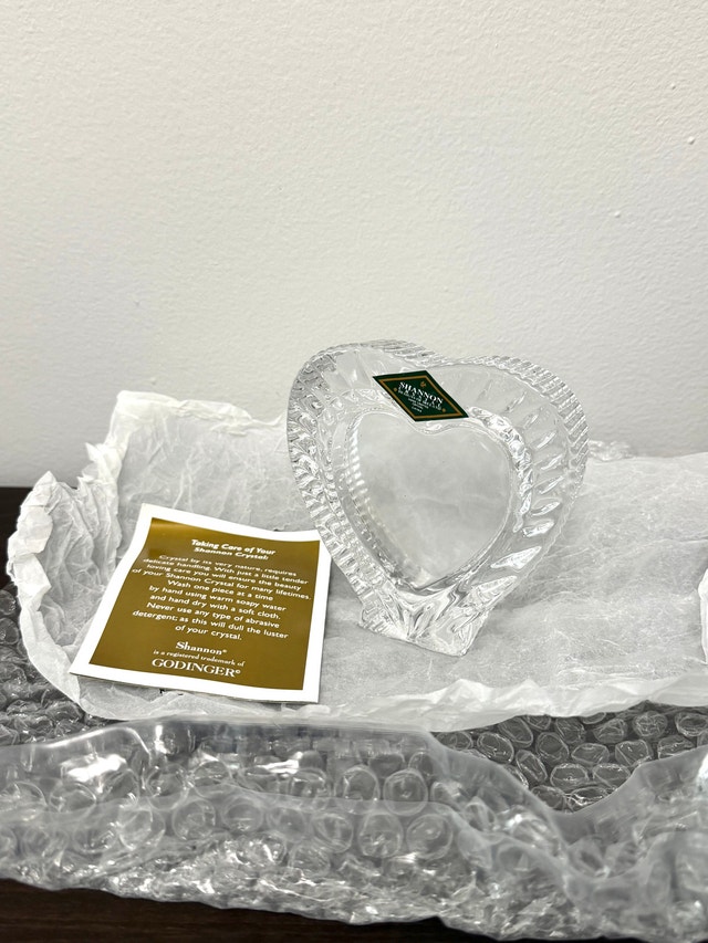 Shannon Crystal Fine Crystal Heart Photo Frame - photo 2