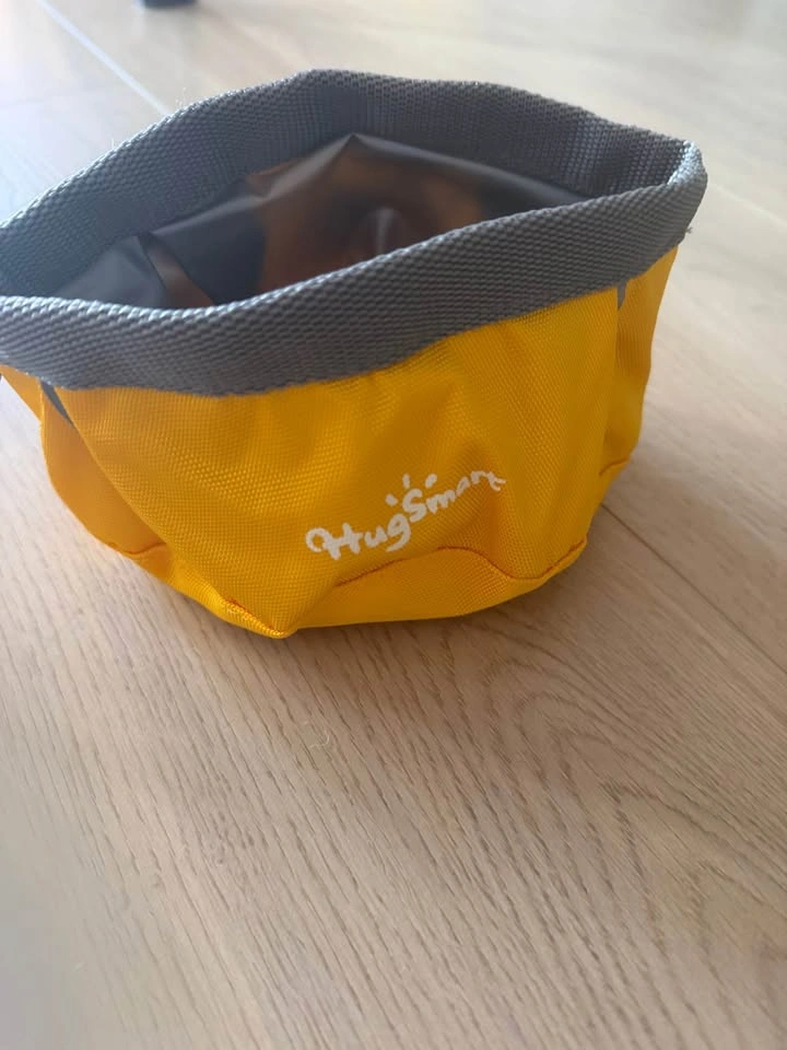 BNWT HugSmart Go collapsible travel dog bowl - photo 2