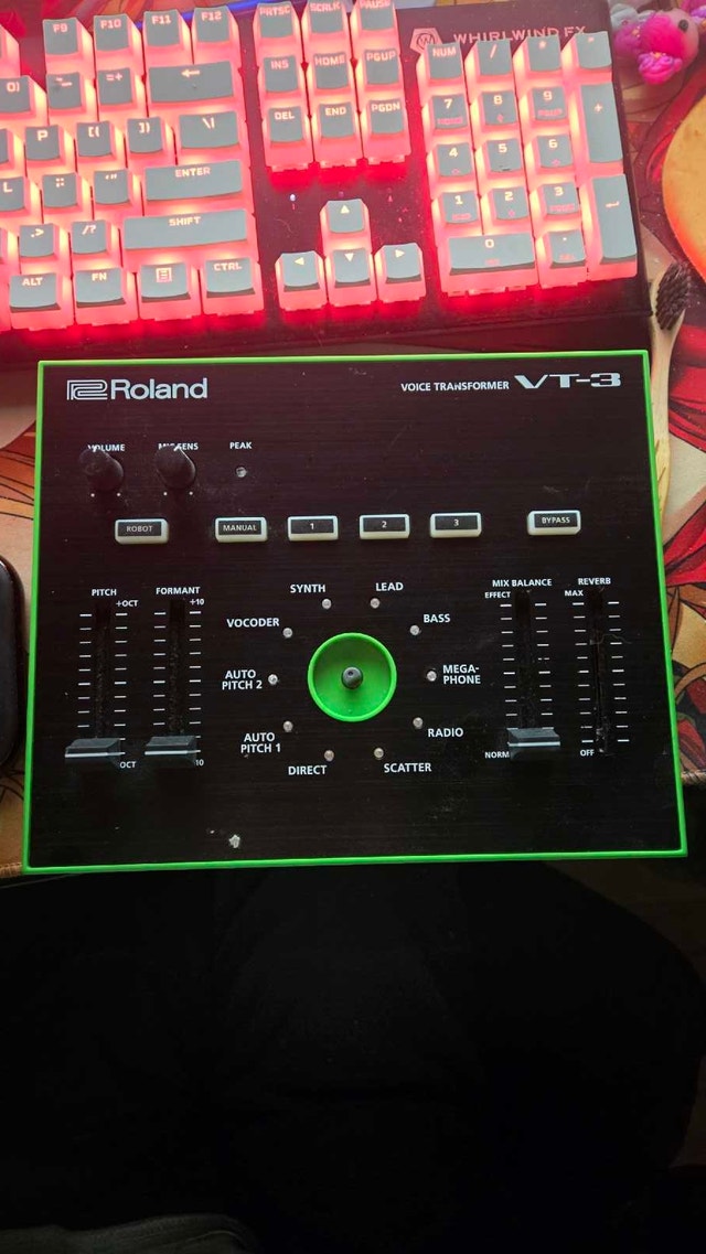 Roland VT-3 Voice Transformer