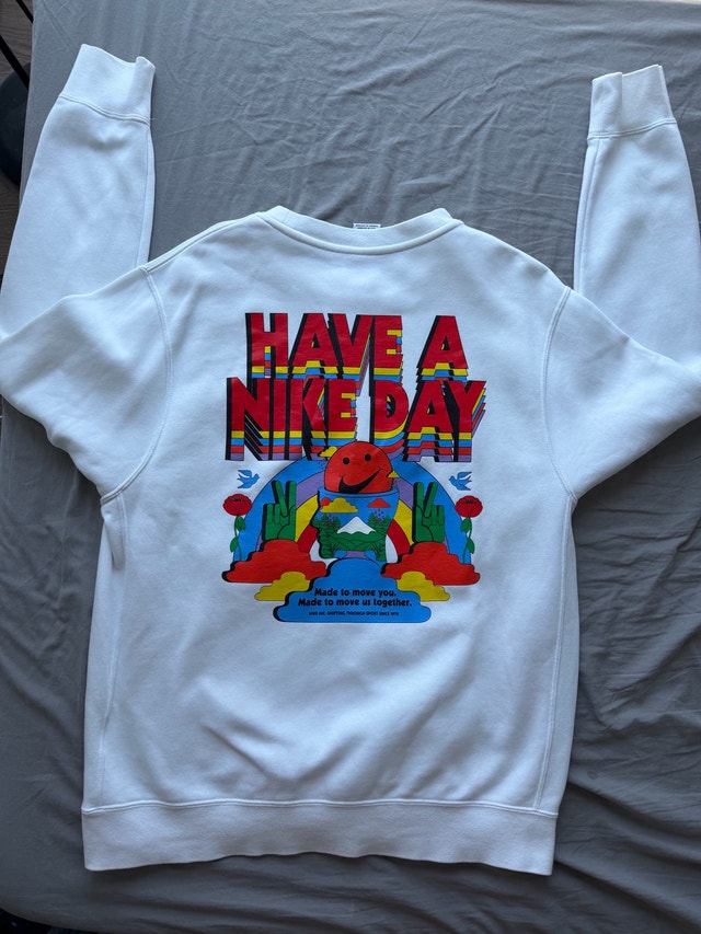 White Nike Sweatshirt - photo 2