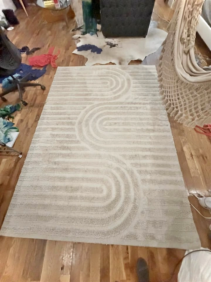 6’ x 8’ Beige Rug