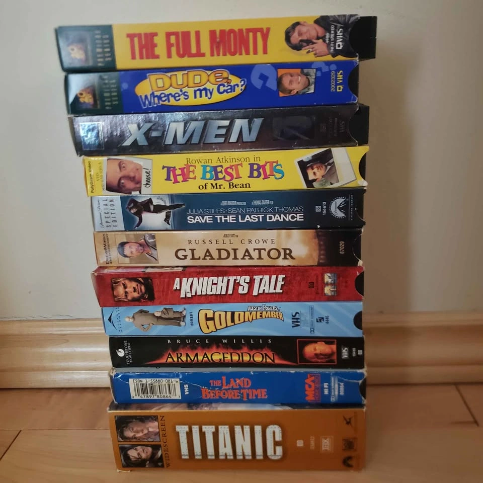 DVDs, Blu-rays, VHS, CDs, and CD Holders - photo 3