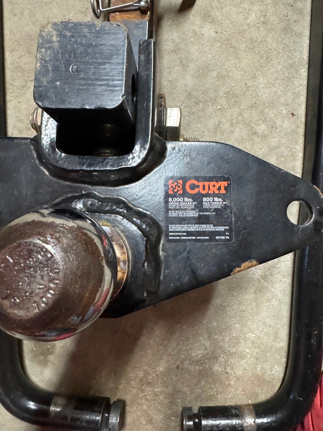 CURT Weight Distribution Hitch - photo 2