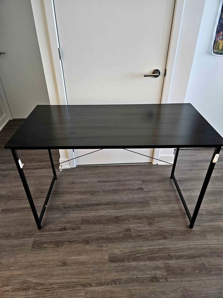 47.2" Black study desk