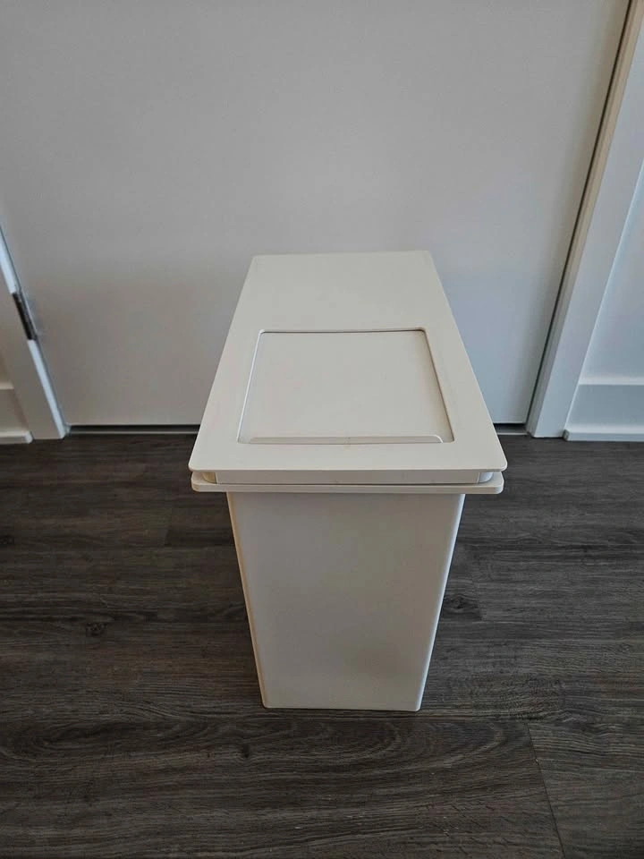 MUJI dustbin with lid - photo 2