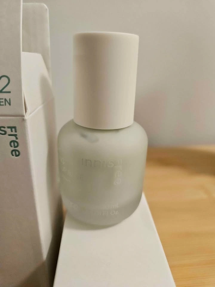 Innisfree Light Fitting Makeup Base x 2 - photo 2