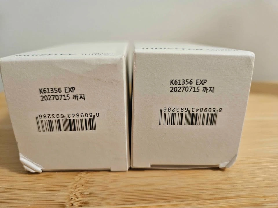 Innisfree Light Fitting Makeup Base x 2 - photo 3
