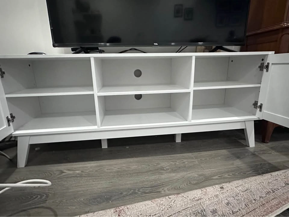 Costway TV Stand – Like New! White Rattan Media Console - photo 3
