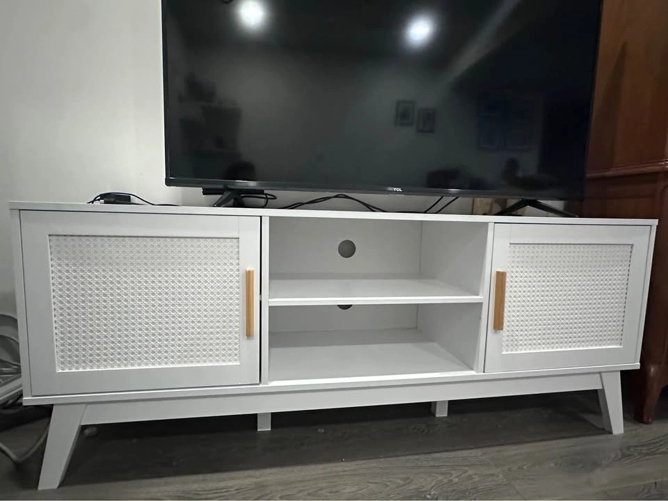 Costway TV Stand – Like New! White Rattan Media Console - photo 5