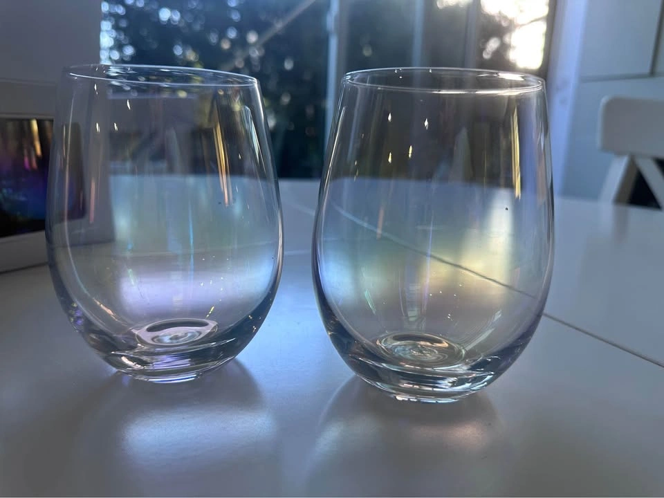 Samantha Pynn Home – 4 Stemless Luster Wine Glasses – New - photo 3