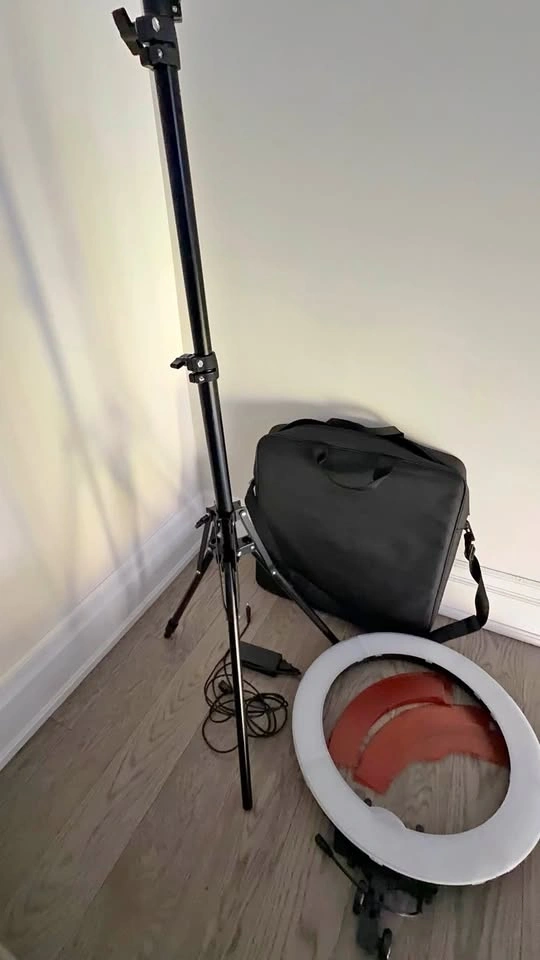 19" PRO Ring Light with Stand, Power Cable, and Bag