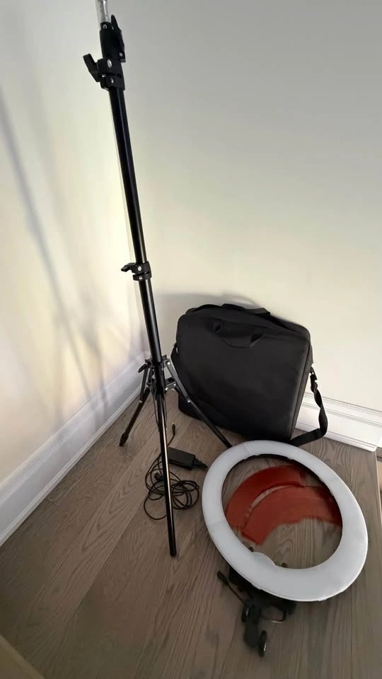 19" PRO Ring Light with Stand, Power Cable, and Bag - photo 2