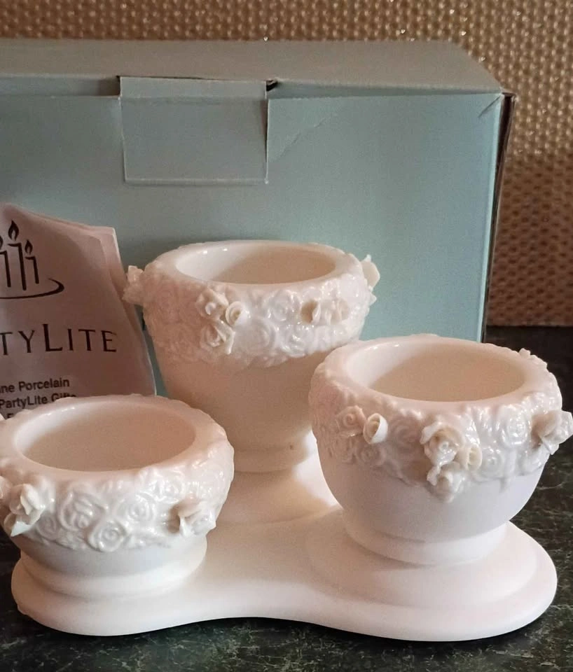Partylite Rose Garden Urn Tea light Candle New Old Stock w Box - photo 2