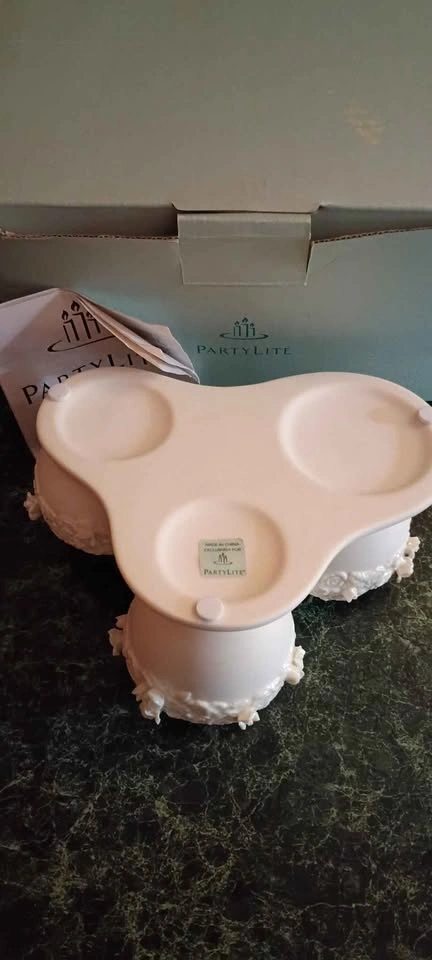 Partylite Rose Garden Urn Tea light Candle New Old Stock w Box - photo 5