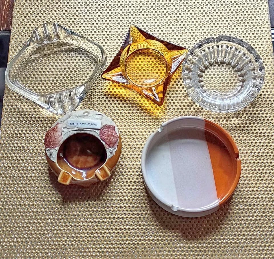 Vintage Ashtray Lot 5 Total 60s 70s As Is