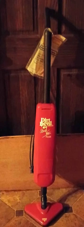 Dirt Devil Stick Vacuum with Bags Works - photo 5