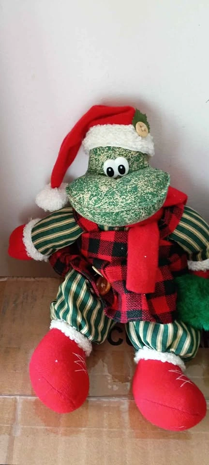 Frog Christmas Plush Decor Lot of 3 Sound Holiday - photo 2