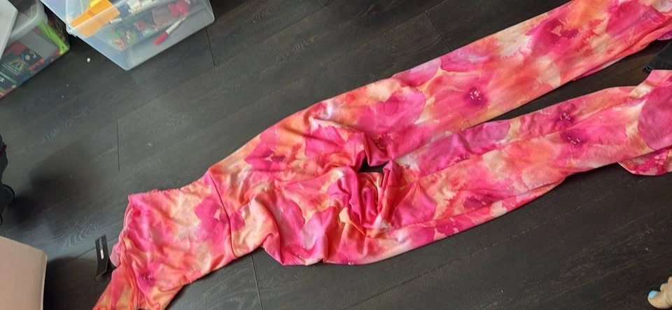 Fashion Nova Pink Floral Jumpsuit small - photo 3