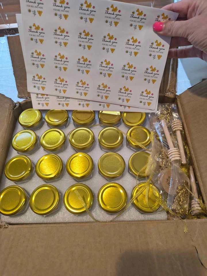 Mini 1.5oz Honey Jars with Dipper, Bee Charms, Ribbons, 60 Pack - photo 5