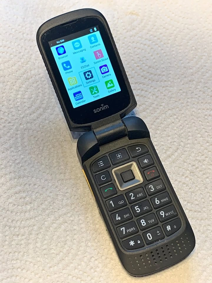 Mobile phone 4G LTE Sonim XP3800 Ultra-Rugged Flip Phone