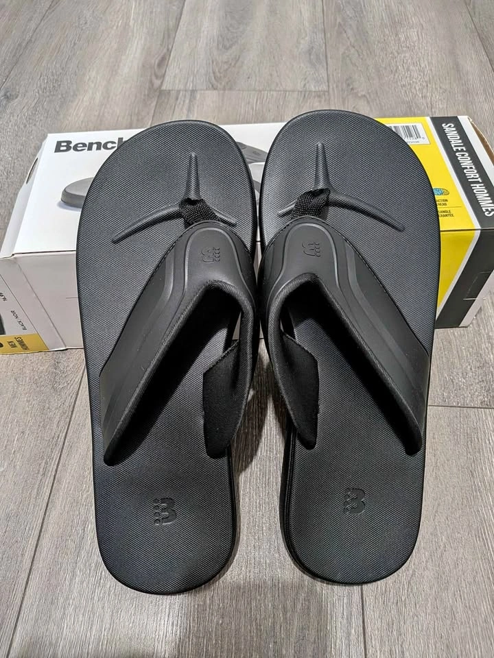 Men's Comfort Flip Flops - Brand New in Box