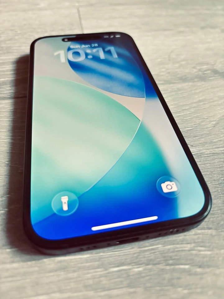 iPhone 15