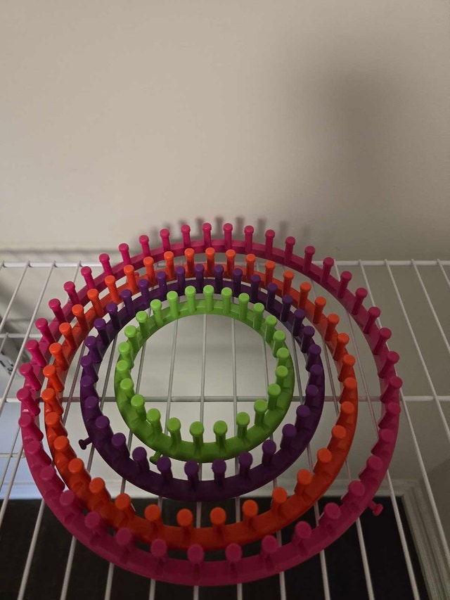 Loops & Threads Knit Quick Knitting Loom Set - photo 3