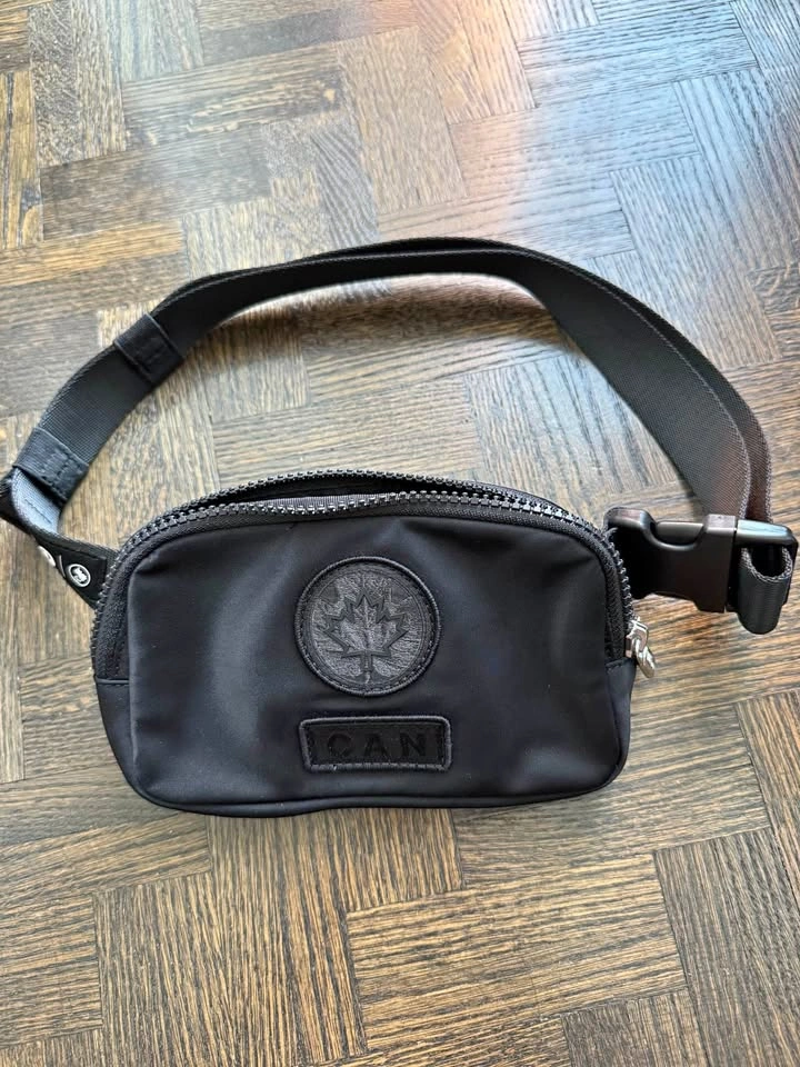 Lululemon | Team CAN Future Legacy Everywhere Belt Bag