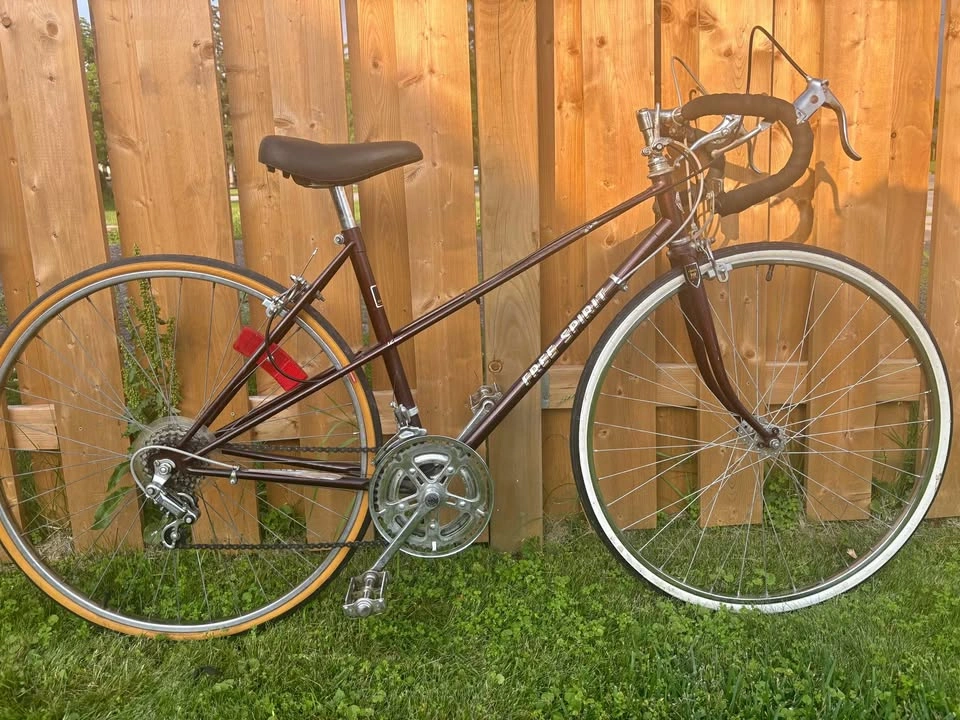 FREE SPIRIT Red Road Bike 27” - Ready To Ride