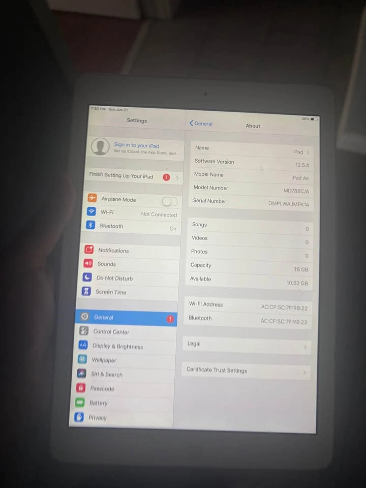 Apple Ipad ( 2013 1st Gen ) - photo 4