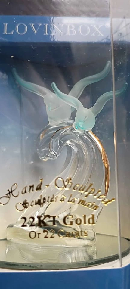 Vintage 22kt Gold Seagulls Mini Statue Glass w Box - photo 2