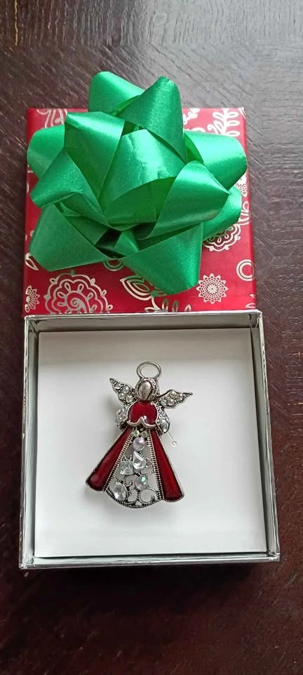Vintage Rhinestone Angel Brooch Holiday Crimson W Box Costume - photo 2