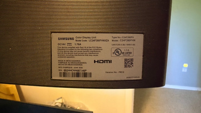 Selling: Samsung 24in curved gaming monitor - photo 5