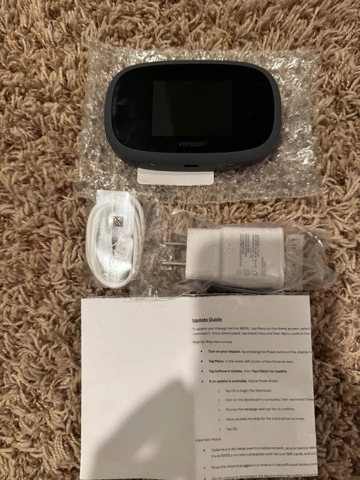 Mobile Hotspot brand Verizon Jetpack MiFi 8800L 4G LTE - photo 3