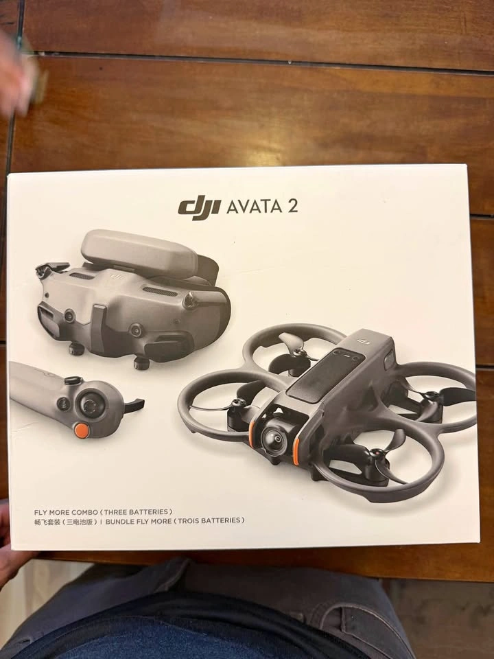 Drone DJI Avata 2 Fly More Combo — 3 Batteries — Barely Used