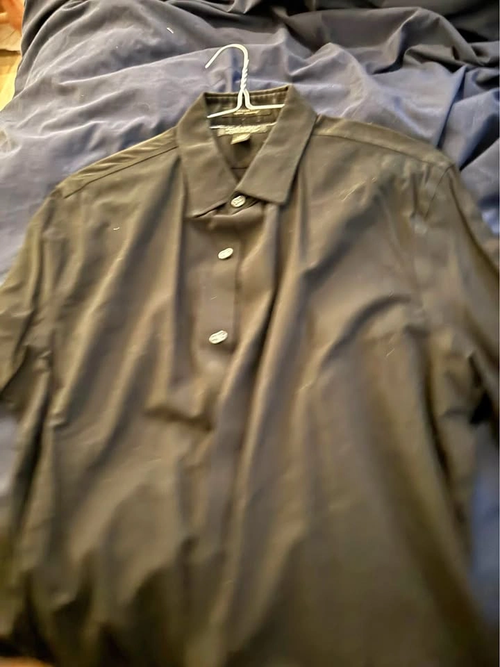 Banana Republic Men’s Dress Shirt Large Black