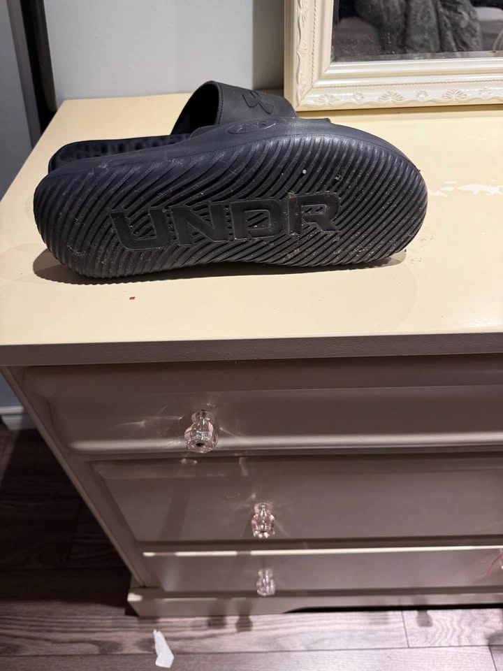 Under Armour Slides-Men’s Size 10 - photo 3