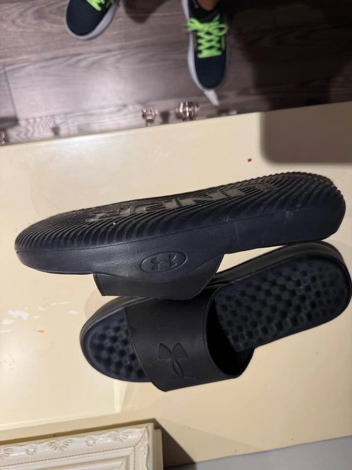 Under Armour Slides-Men’s Size 10 - photo 4