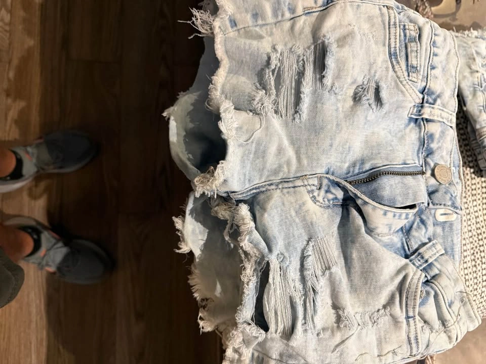 Jean Shorts- Girls Size 00-000 - photo 3