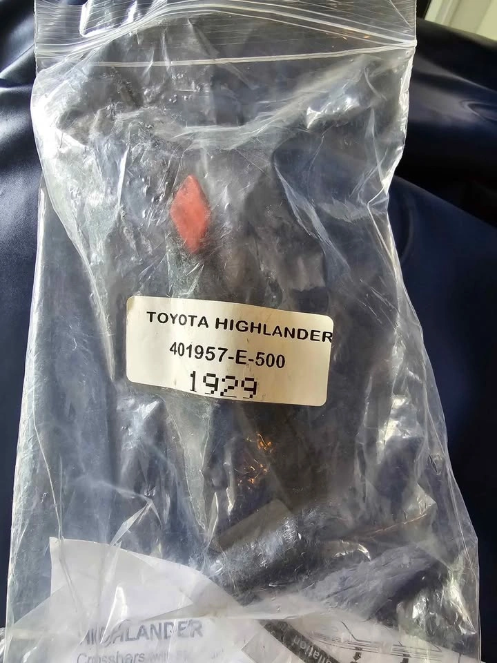 Toyota Highlander Cross bar - photo 5