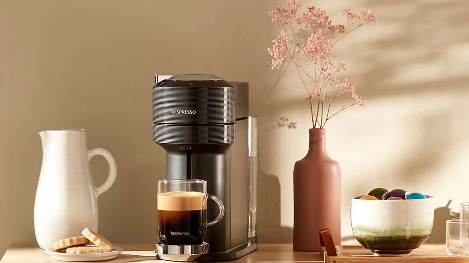 Nespresso - Vertuo Next Deluxe Matte Black Chrome - photo 3