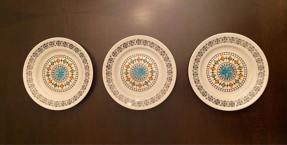 Set of 3 Kathie Winkle “Roulette” Pattern for Broadhurst 7 inch - photo 3