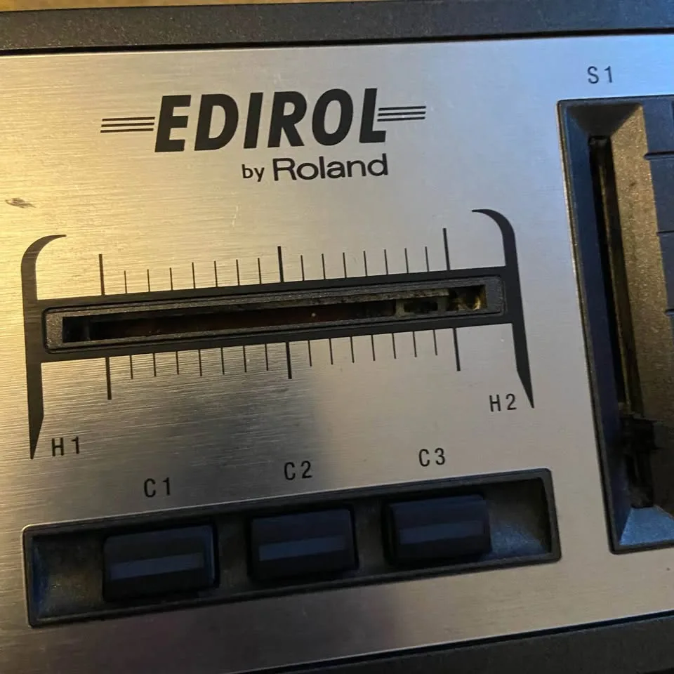 Roland EDIROL PCR-300 Midi Keyboard Controller image indicator(6)