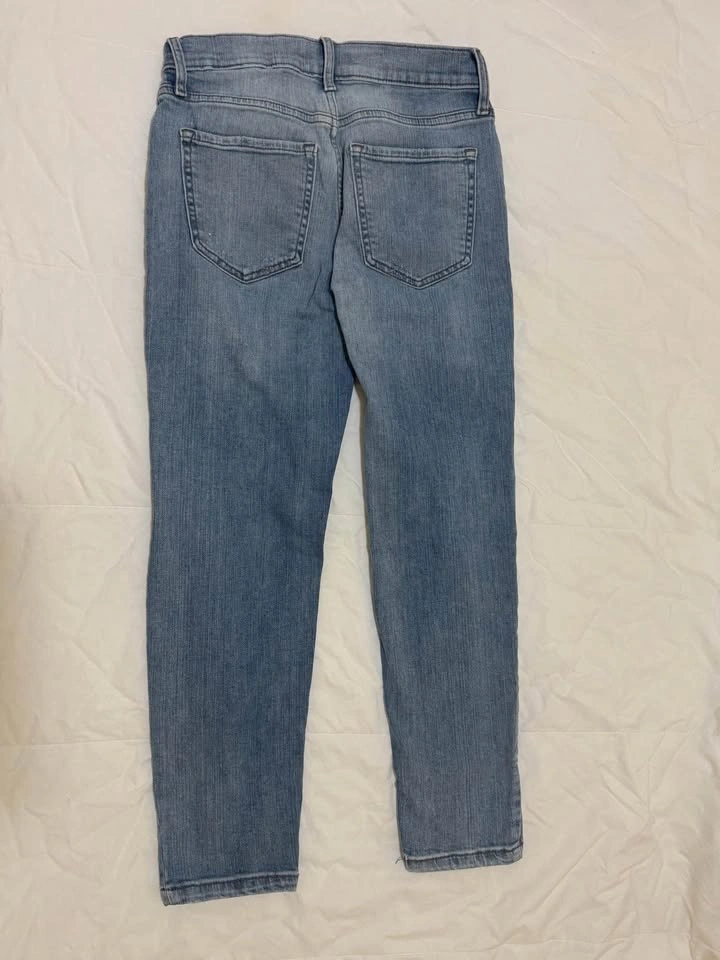 Banana Republic Low-Rise Girlfriend Jeans - photo 5